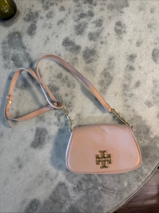 Tory Burch Handbags - Tory Burch Blush Pink Pebbled Leather Logo Crossbody